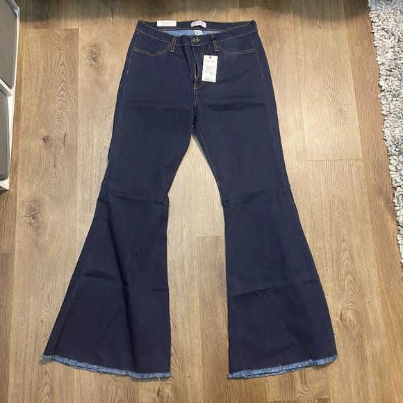 Judy Blue Flare Jeans - Picture 1 of 3